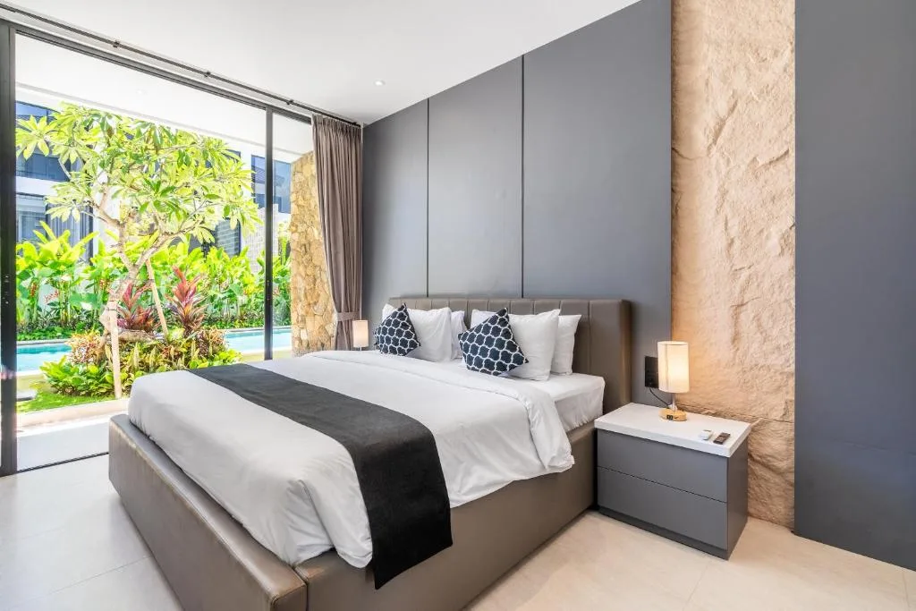The R Apartments Pererenan — 4