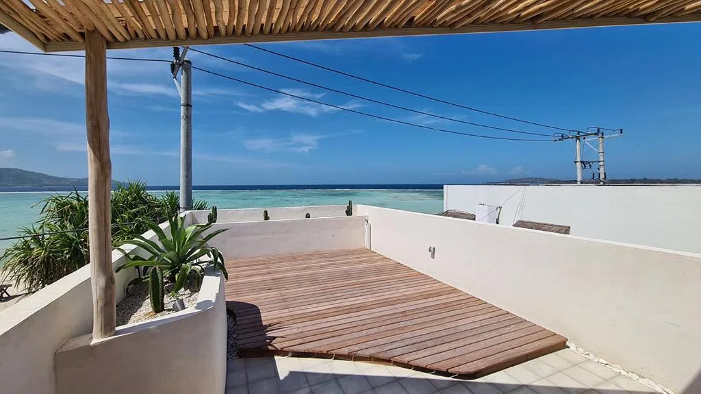 Shore Thing Gili Air Beachfront Apartment