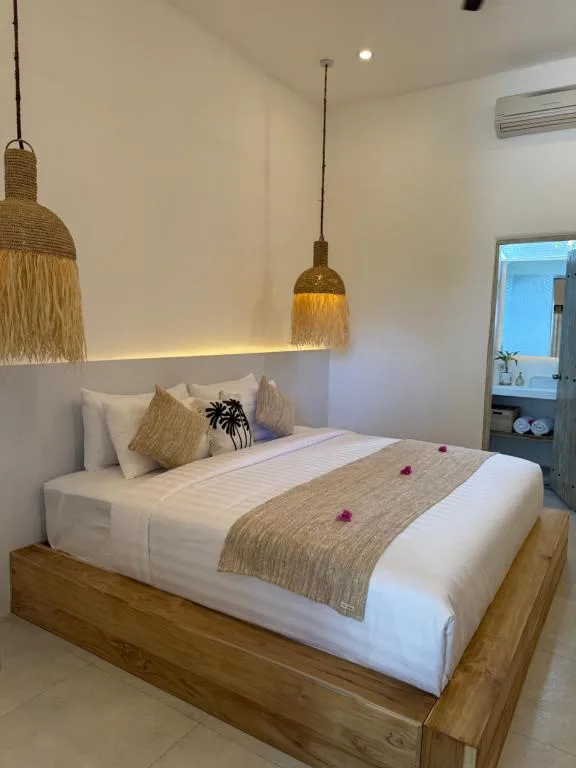 White Coconut Resort