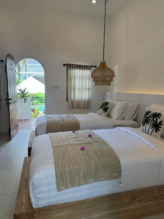 White Coconut Resort — 5