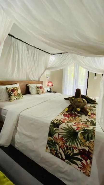 Balangan Sea View Bungalow — 4