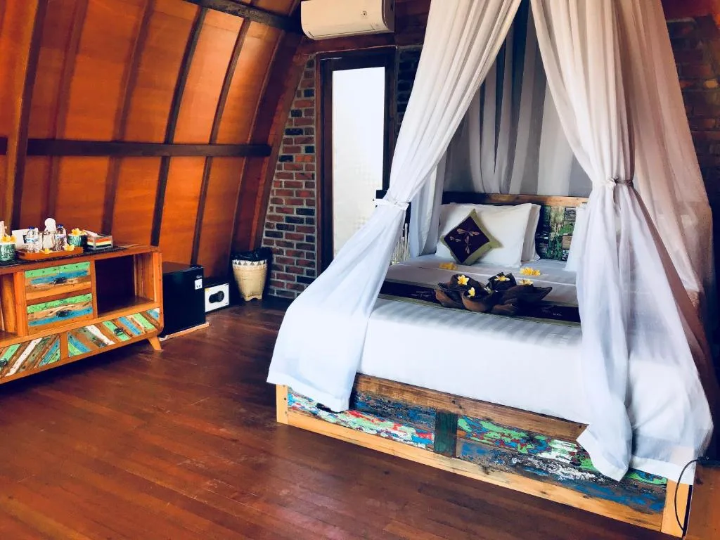 Balangan Sea View Bungalow — 5