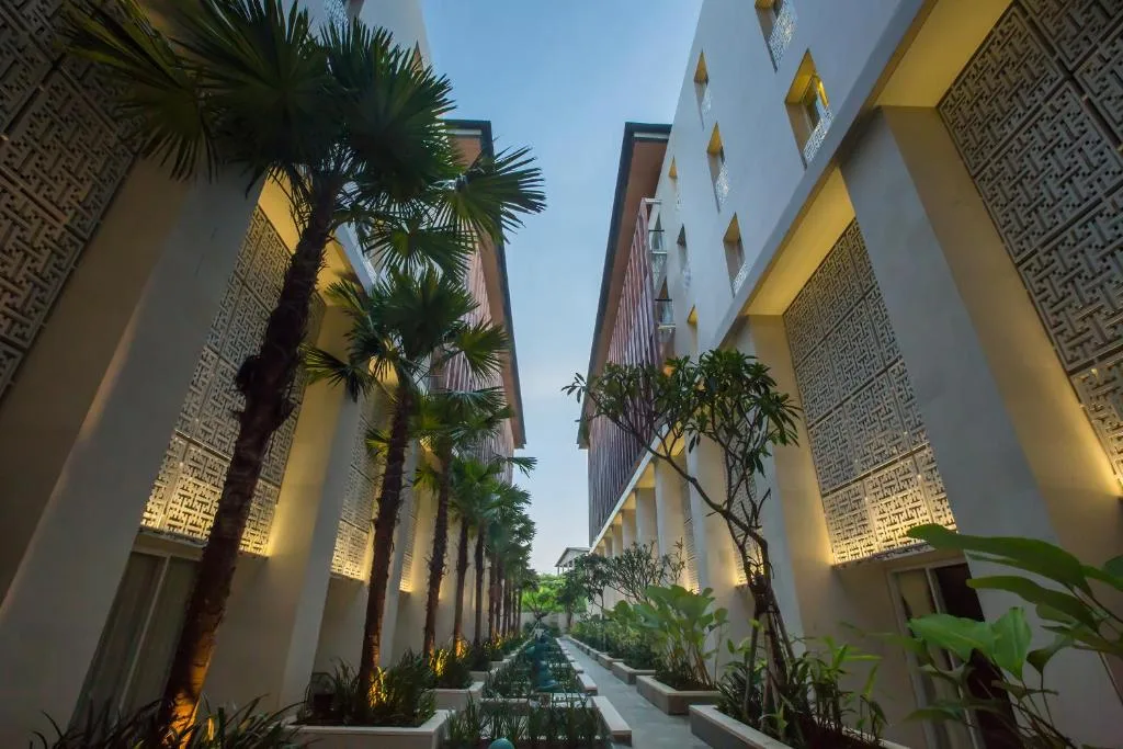 Bali Paragon Resort Hotel — 4