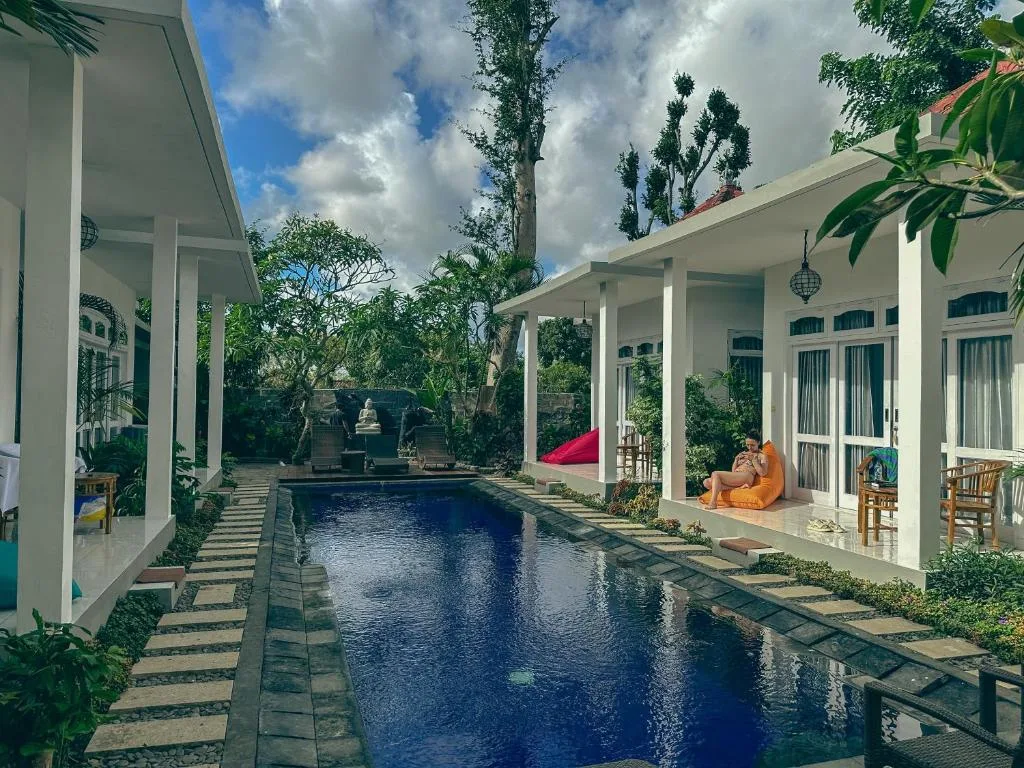 Bali Stuti Jimbaran Inn — 4