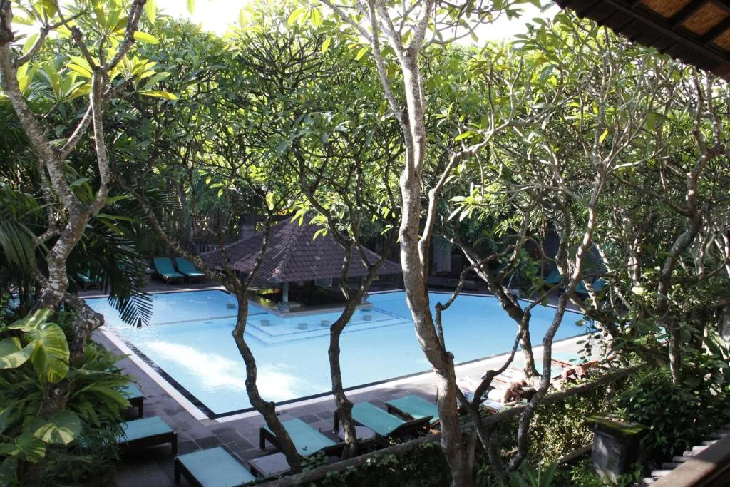 Hotel Puri Bambu — 4