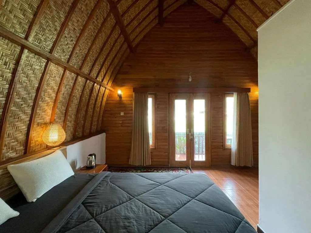 Volcano Cabins — 2