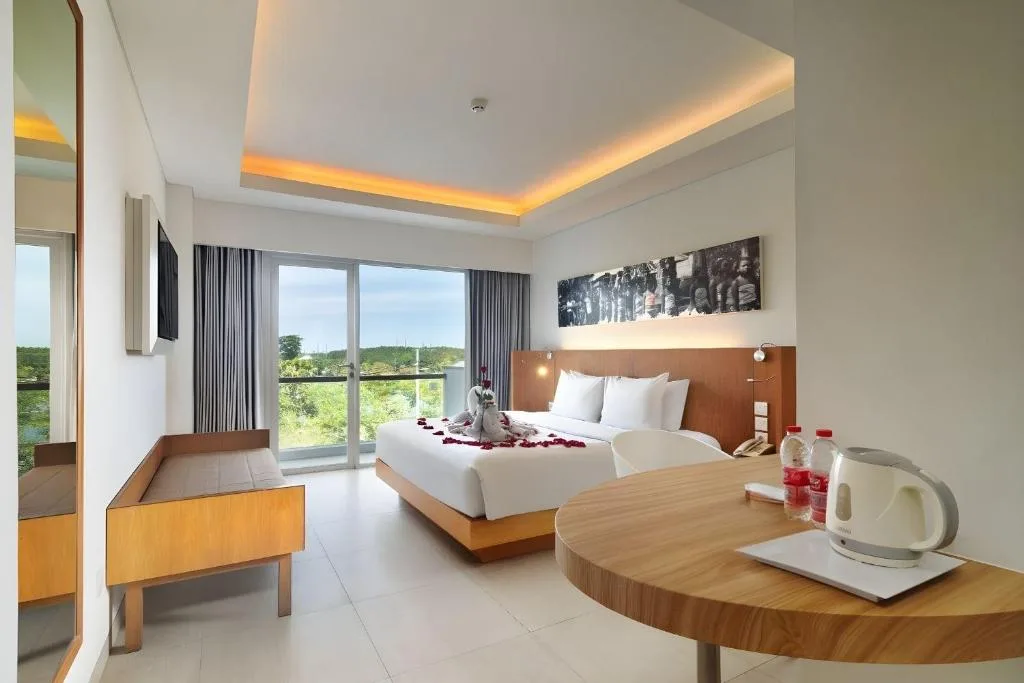 Kuta Galleria Hotel