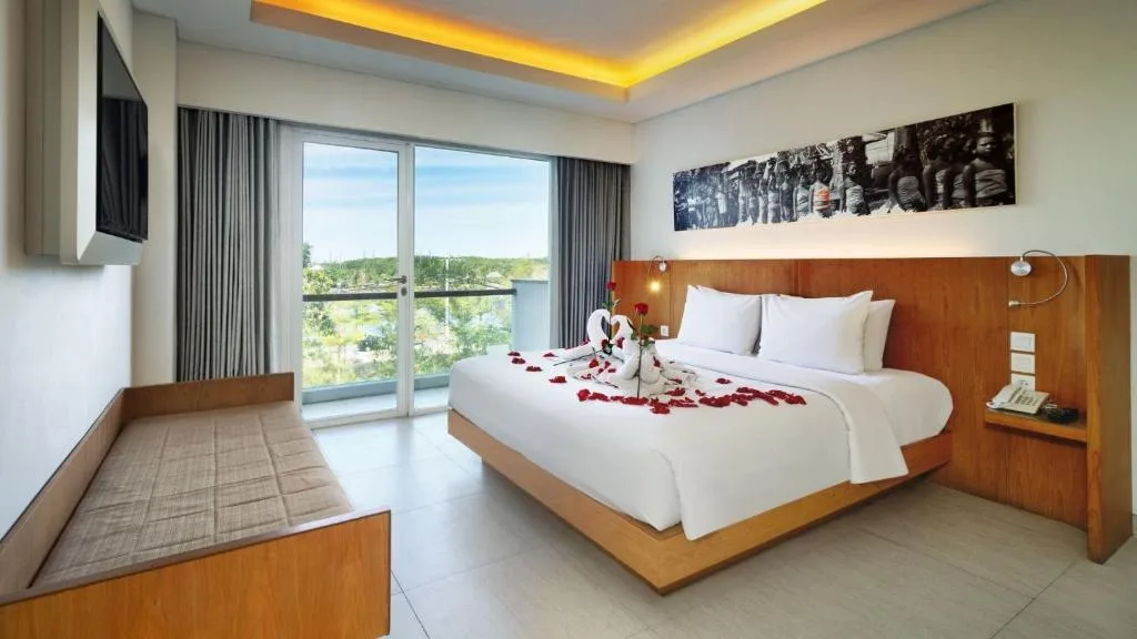 Kuta Galleria Hotel — 2