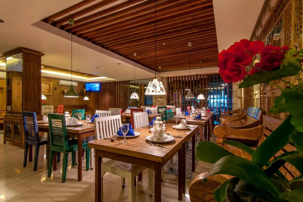 Rhadana Hotel — 5