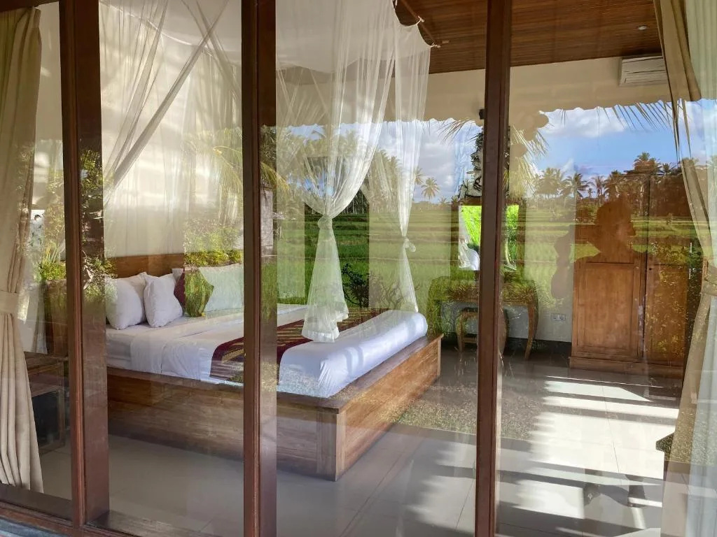 Hening suites Ubud — 2