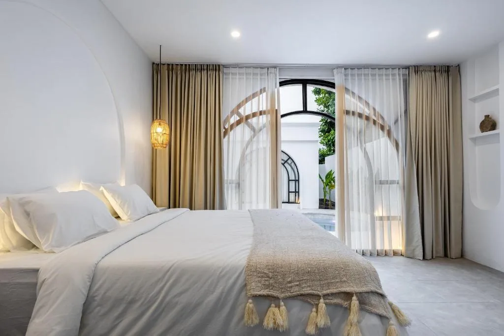 Boujee Boutique Hotel — 2