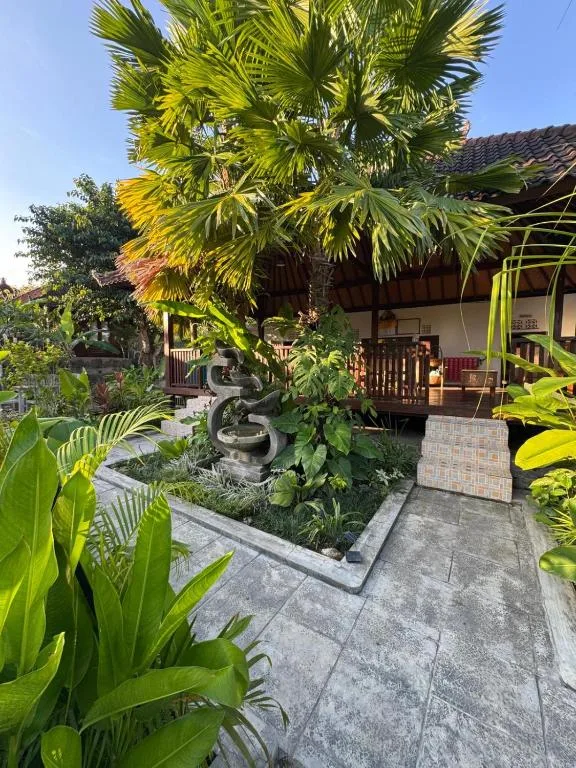 Puri Sari Villas, Restaurant and Bar