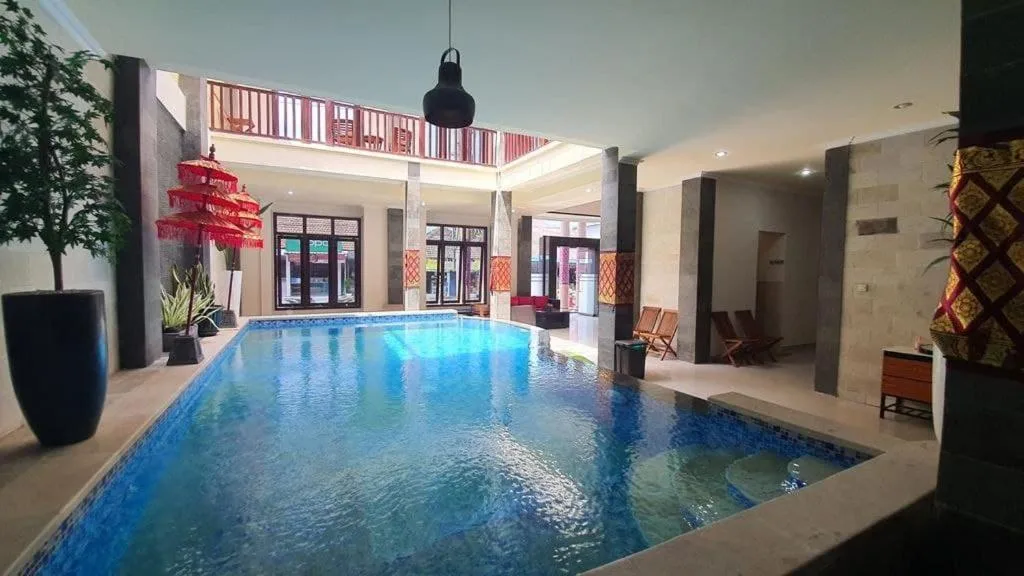 Grand Puri Hotel — 4