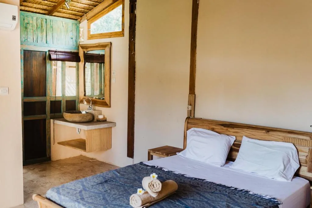 Kalyssa Beach Bungalows — 2