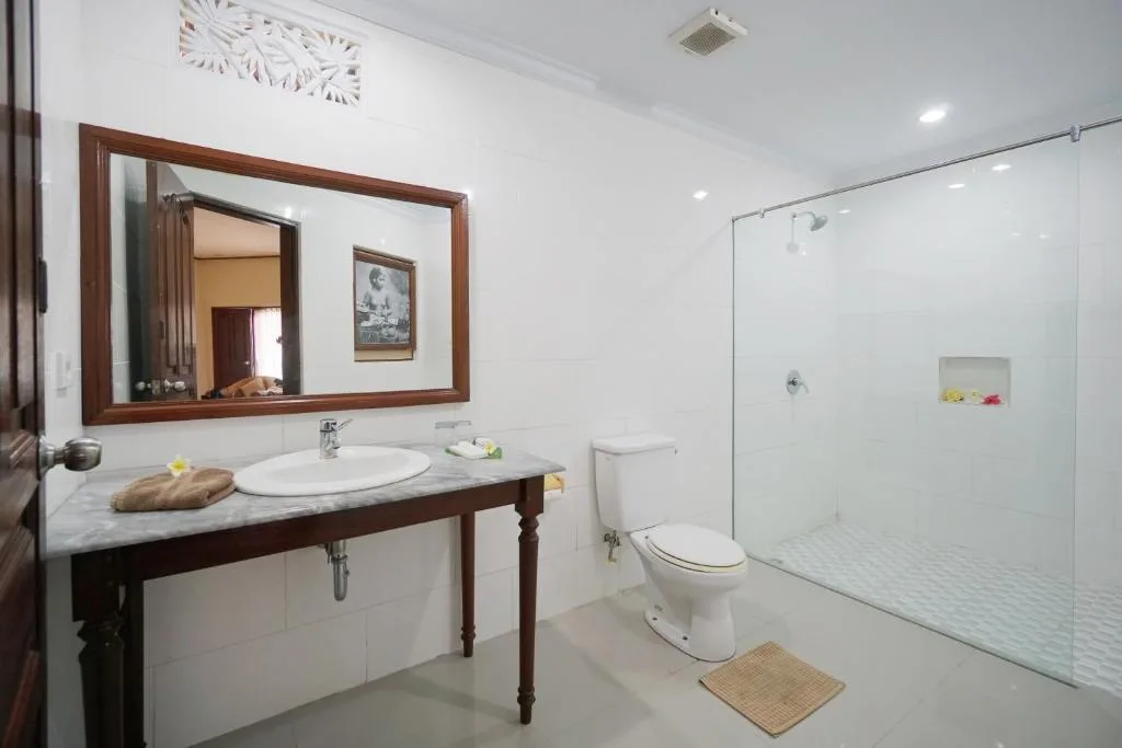 Bumas Hotel — 3