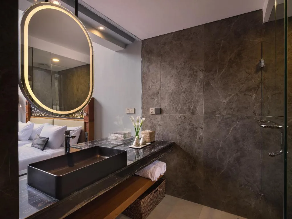 Kayumas Seminyak Resort — 2