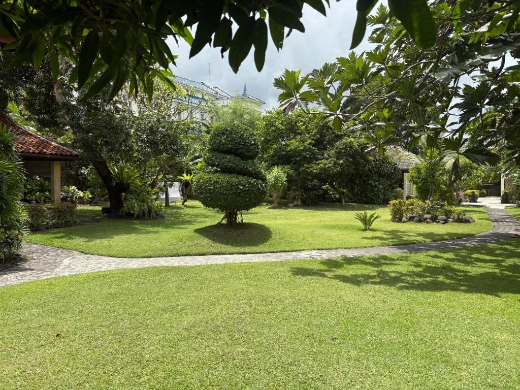 Raja Gardens Hotel
