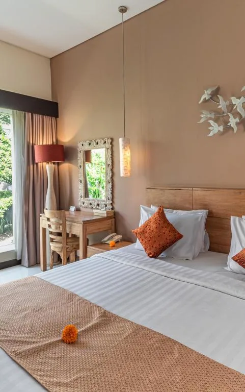 Svarna Suites Seminyak — 2