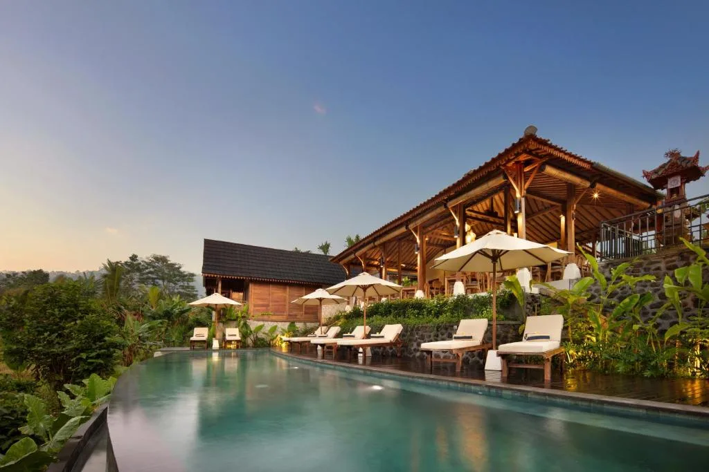Devani Resort Sidemen — 4