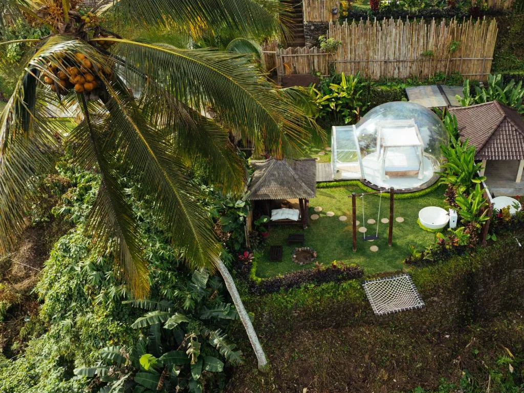 Bubble 7 - Cozy Bubble Retreat White Bath Ubud — 4