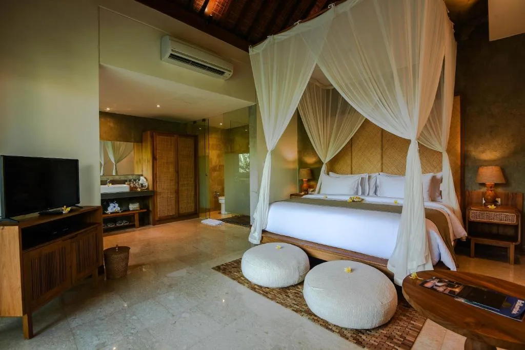 Purana Suite Ubud — 2