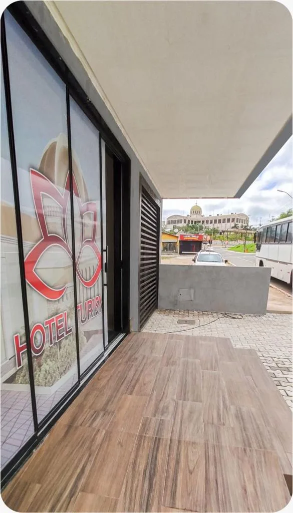 Hotel Turismo Trindade/GO - Próximo a Basílica Divino Pai Eterno - Grupos e Excursões — 2