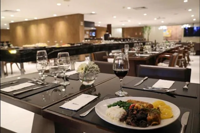 Luxuoso Flat No Hotel Radisson EXCELENTE LOCALIZAÇÃO — 5