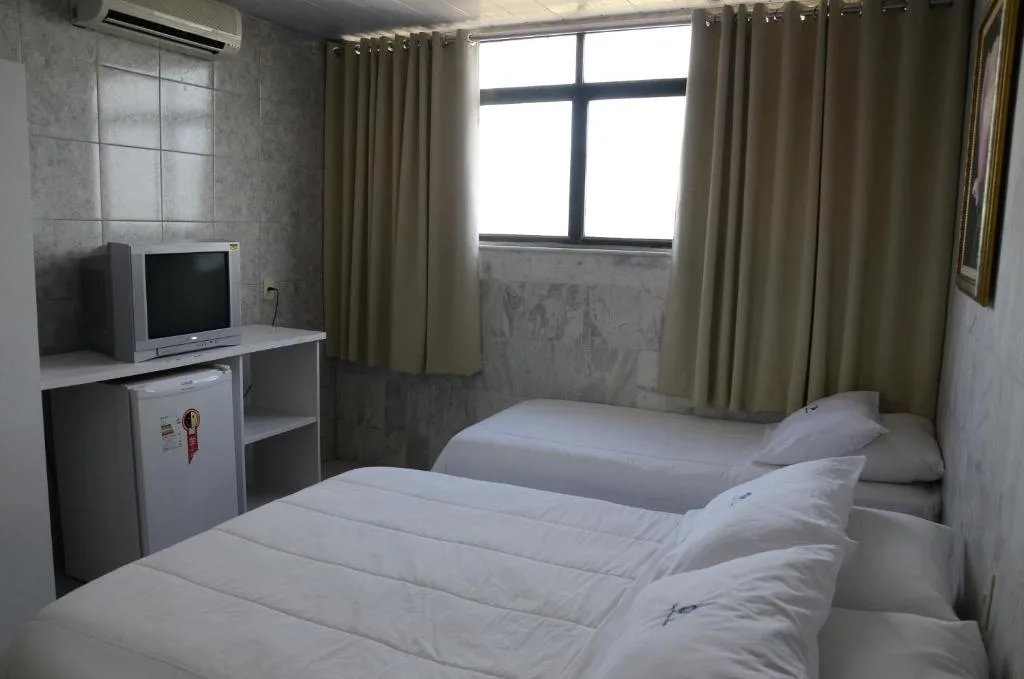 Titão Plaza Hotel — 2