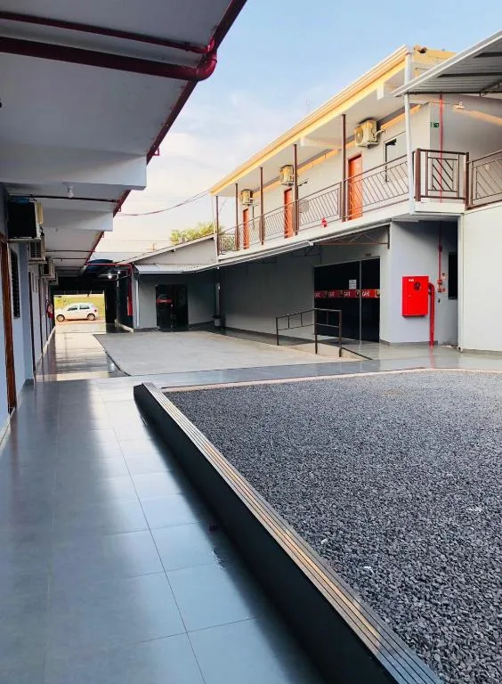 Hotel 2 Irmãos — 4