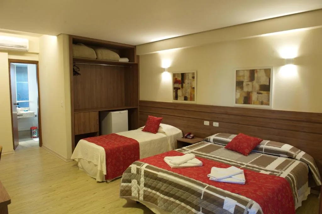 Hotel Metropolitan — 2
