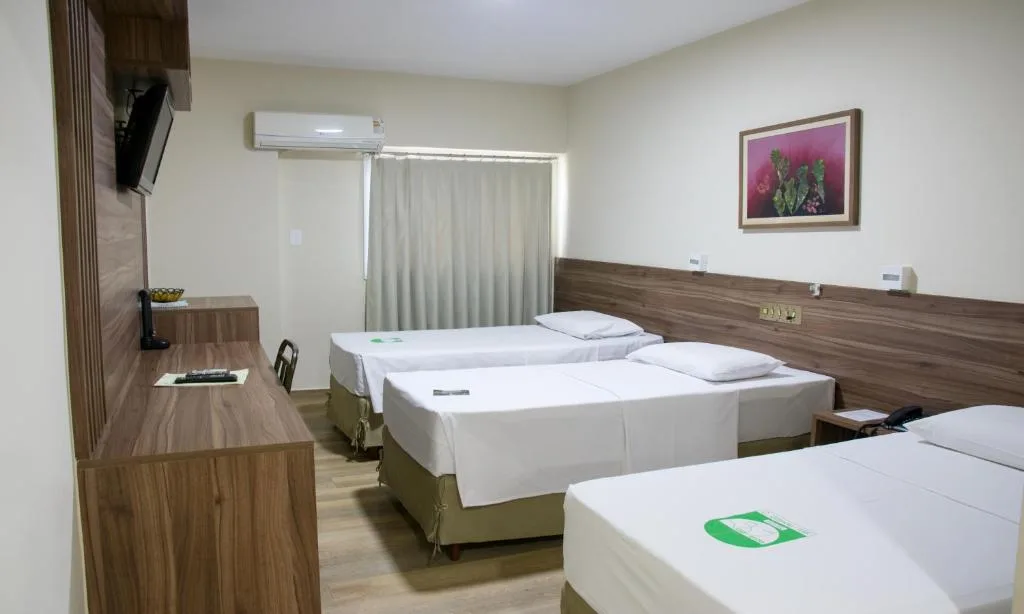 Hotel Vale Verde — 4