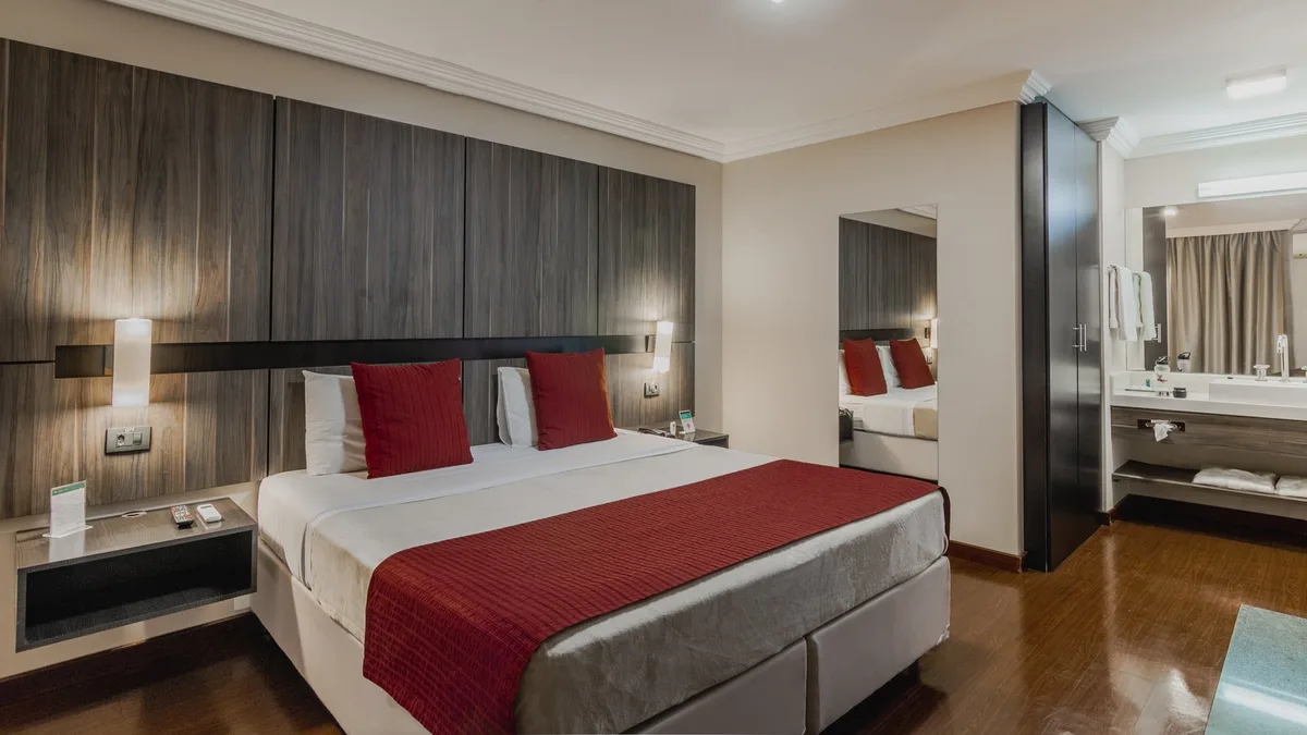 Hotel Deville Express Cascavel — 2