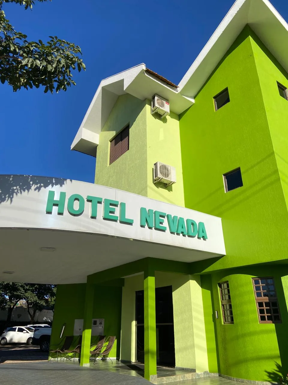 Hotel Nevada — 2