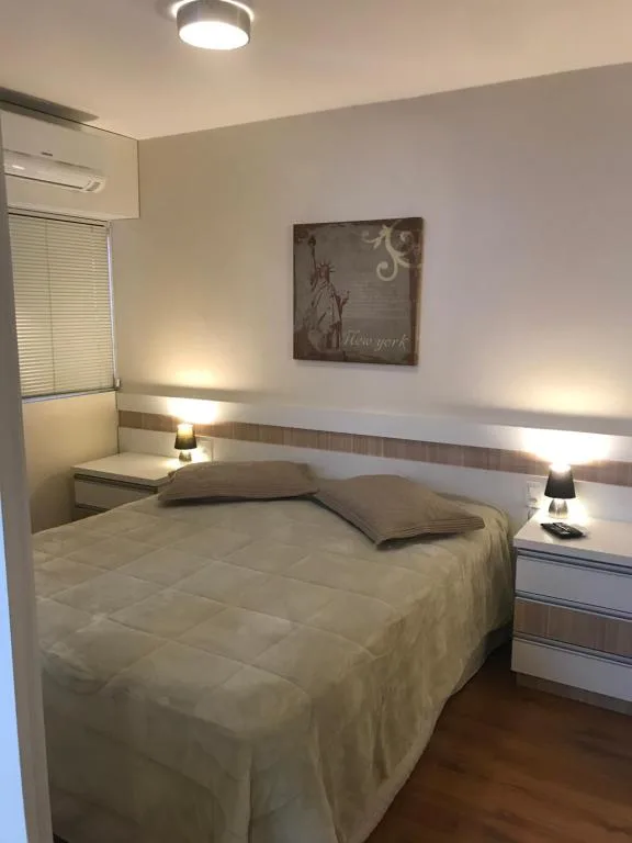 Wall Street Flat Service — 2