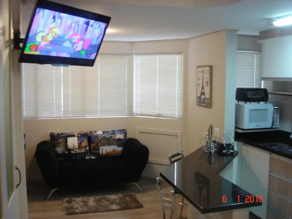 Wall Street Flat Service — 4