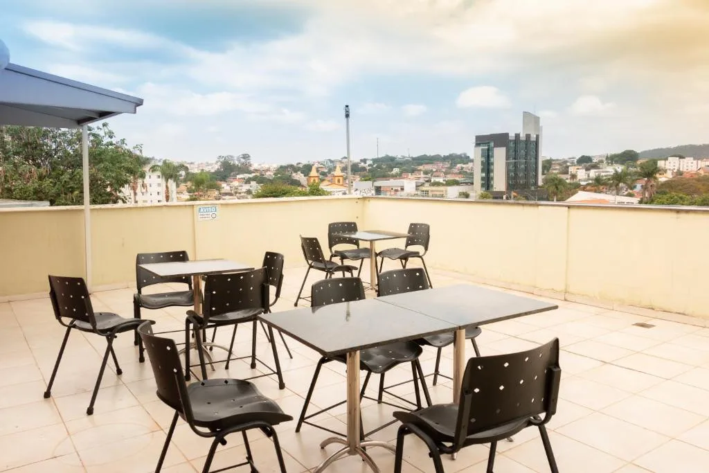 Contagem Centro Hotel — 2