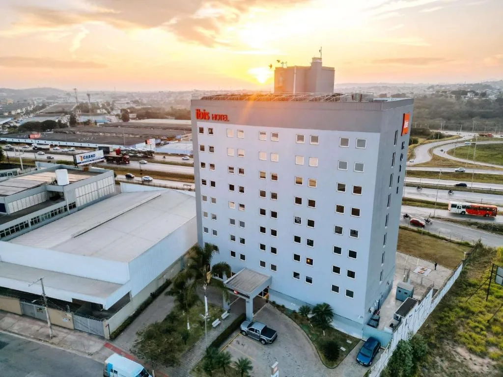 ibis Contagem Ceasa — 2