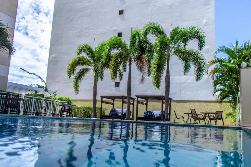 Delmond Hotel — 4