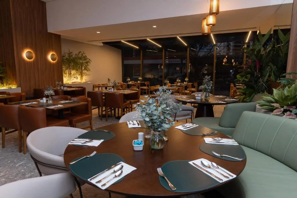 Hotel Deville Prime Cuiabá — 3
