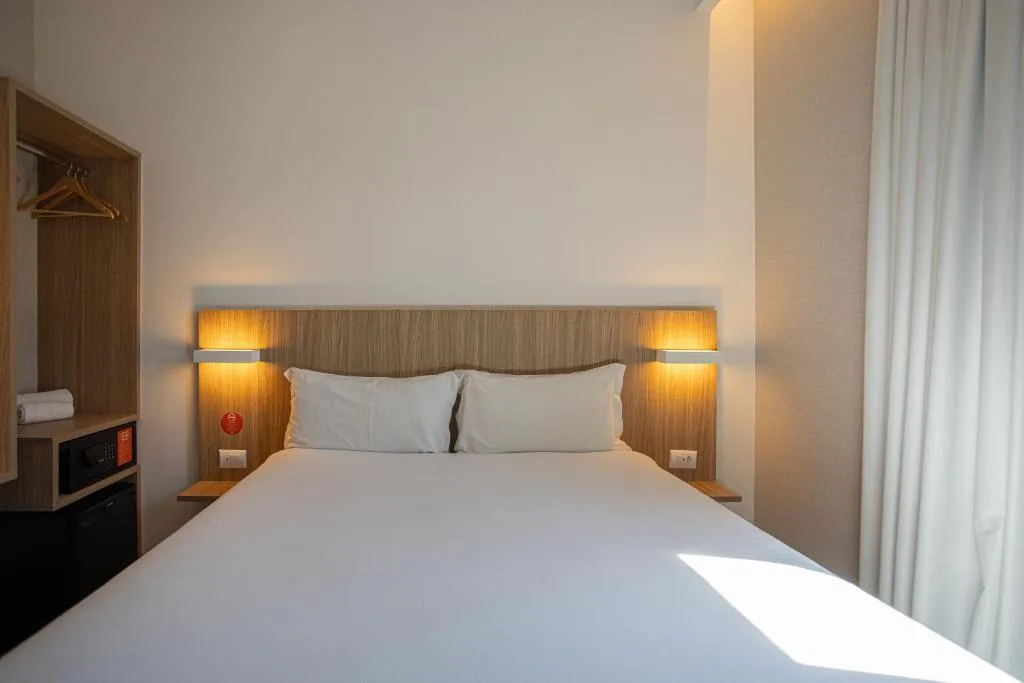Hotel Moov Curitiba — 2