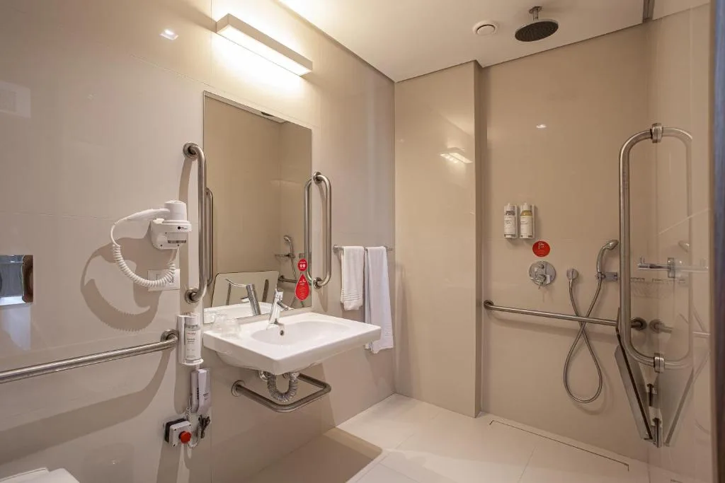 Hotel Moov Curitiba — 3