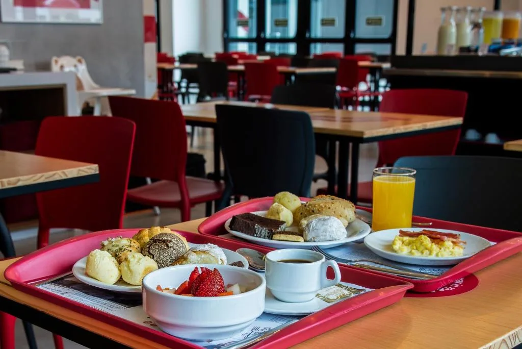 Hotel Moov Curitiba — 4