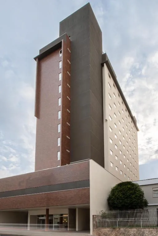 Intercity Curitiba Batel — 2