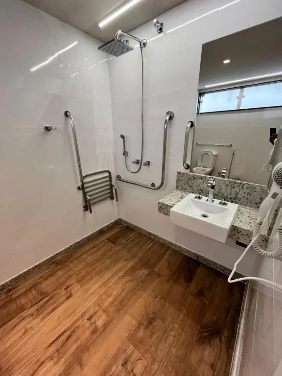 Capri Hotel — 3