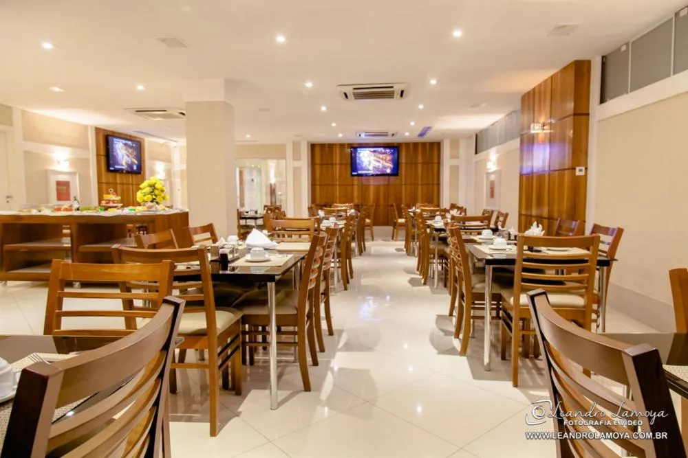 Capri Hotel — 4