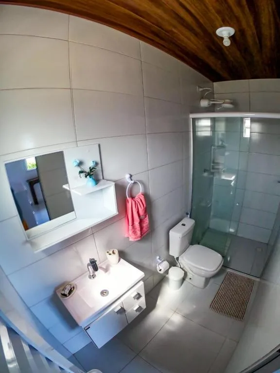 Casa dos Tubarões — 3