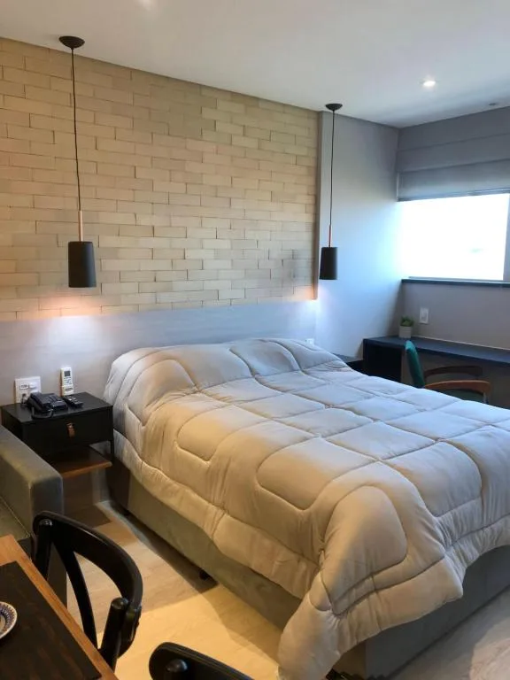 International Airport Flat — 2