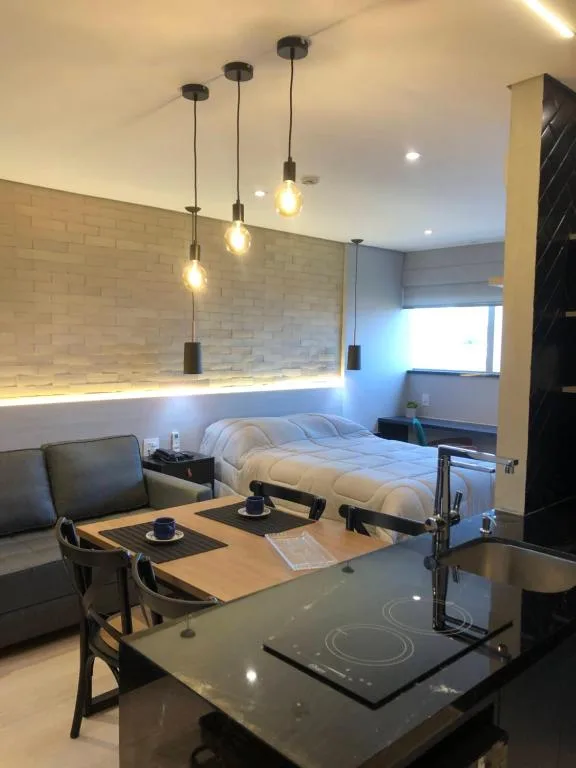 International Airport Flat — 5