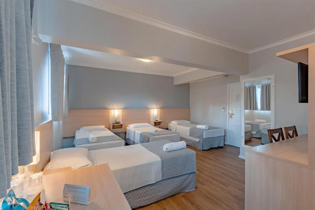 Bristol Sabrina Hotel de Charme Joinville — 2