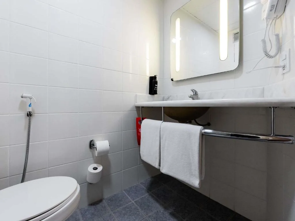ibis Joinville — 3